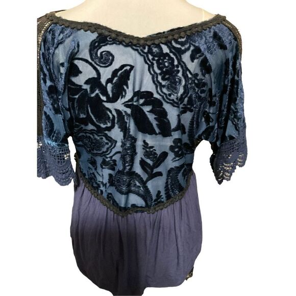 One of a kind designer short set - Picture 3 of 7